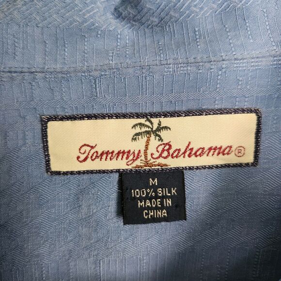Tommy Bahama 100% Silk Mens Medium Light Blue Short Camp Shirt Woven Pattern - Picture 9 of 16